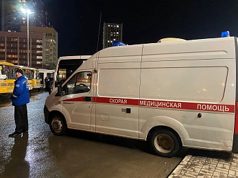 У вокзала Рязань-2 автобусы ждут эвакуированных из ДНР и ЛНР - 62ИНФО У вокзала Рязань-2 автобусы ждут эвакуированных из ДНР и ЛНР