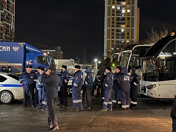 У вокзала Рязань-2 автобусы ждут эвакуированных из ДНР и ЛНР - 62ИНФО У вокзала Рязань-2 автобусы ждут эвакуированных из ДНР и ЛНР