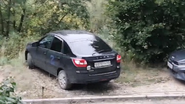 Неизвестные разрисовали буквами Z машины в Рязани - 62ИНФО Неизвестные разрисовали буквами Z машины в Рязани