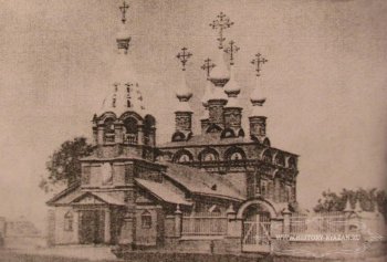 Благовещенская церковь (1673) у въезда в город с Владимирского шоссе (Окского), 1910 г. 