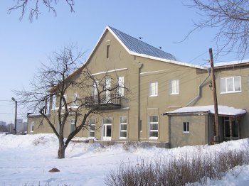 Детский дом зимой