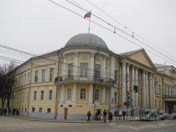 Здание Дворянского собрания, угол Почтовой и Астраханской улиц, г. Рязань.