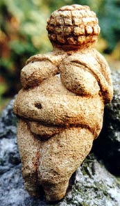 «Палеолитическая Венера», она же Богиня-мать. 