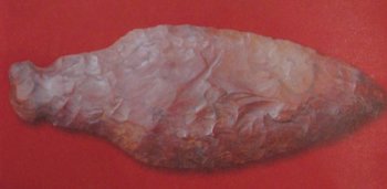 Наконечник копья эпохи неолита (около 6 тысяч лет назад)