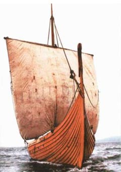 Драккар викингов (реконструкция). 