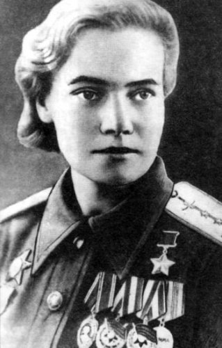 А. Л. Зубкова. Фотография 1945 года