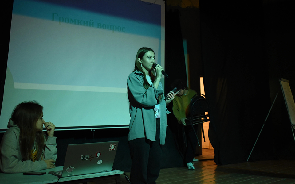 Студентка РГУ им. Есенина вошла в Совет обучающихся при Минобрнауки России - 62ИНФО Студентка РГУ им. Есенина вошла в Совет обучающихся при Минобрнауки России - 62ИНФО