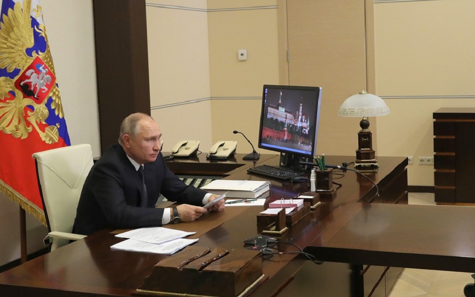 Владимир Путин подписал закон об увеличении МРОТ до 13 890 рублей - 62ИНФО Владимир Путин подписал закон об увеличении МРОТ до 13 890 рублей - 62ИНФО