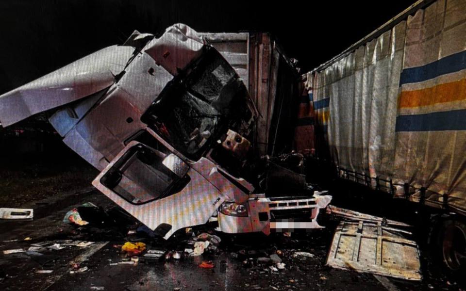 Полиция раскрыла подробности столкновения двух грузовиков на Восточном промузле - 62ИНФО Полиция раскрыла подробности столкновения двух грузовиков на Восточном промузле - 62ИНФО