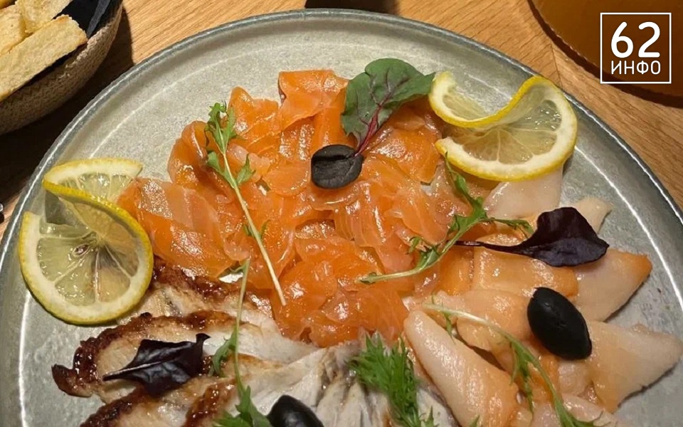 Хромой рецидивист вынес деликатесы из супермаркета в Рязани - 62ИНФО