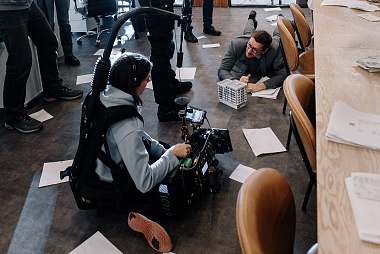 Вышел тизер комедии «Диагноз “Везучая”» от Wink и more.tv с Аглаей Тарасовой и Кириллом Кяро