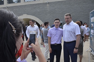 В Рязани в День города официально открыли «современный и удобный» мост через Лыбедский бульвар