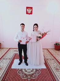 Рязанский ЗАГС показал фото молодожёнов августа - 62ИНФО Рязанский ЗАГС показал фото молодожёнов августа