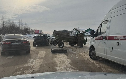 В Касимове трактор попал в ДТП