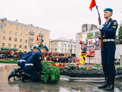 В День Победы в Рязани прошла церемония возложения цветов
