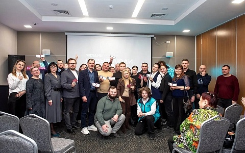 В Рязани вручили членские билеты активным сторонникам партии «Новые люди»