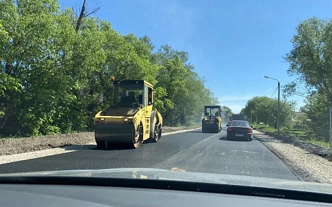 В Старожиловском округе продолжают ремонт 8 км дороги