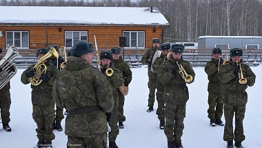 Курсанты РВВДКУ отправились в лыжный поход на 710 км в честь участников СВО