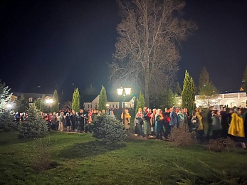 Пасха в Рязани: в храмах прошли крестные ходы и ночные службы