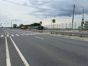 Мотоциклист разбился насмерть о разделительное ограждение в Спасском районе