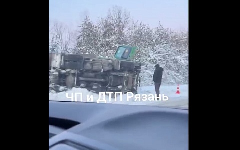 На трассе М5 в Сасовском округе произошла авария с участием фур