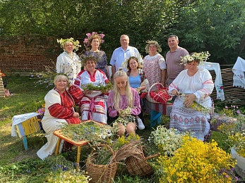 В Гусе Железном прошли гонки гусей