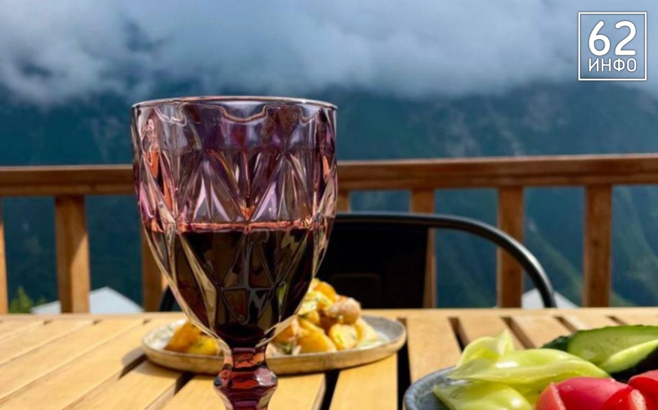 Названа средняя сумма чаевых в рязанских кафе - 62ИНФО