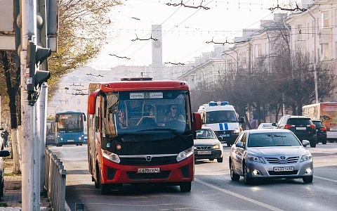 Госавтоинспекция обратилась к рязанским водителям автобусов  