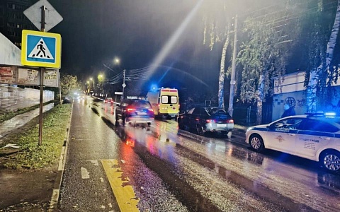 Рязанец сбил 17-летнюю девушку на пешеходном переходе Рязанец сбил 17-летнюю девушку на пешеходном переходе