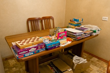 Эвакуированные из Донбасса в Рязань получили одежду и обувь