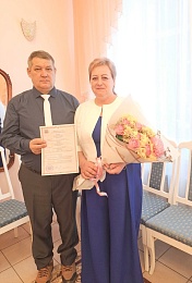 Рязанский ЗАГС показал фото свадеб марта 2024 года