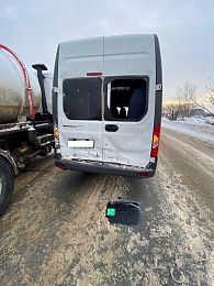 В ДТП с автобусом и грузовиком под Рязанью пострадали пять пассажиров