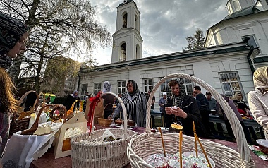 Фоторепортаж перед праздником: рязанцы освящали пасхальные куличи