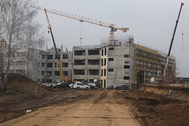 Прокуратура нагрянула на стройку школы в районе ЖК «Олимпийский»