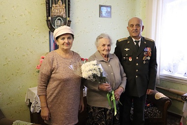 В Рязанской области вдовам ветеранов Великой Отечественной войны вручили подарочные наборы 