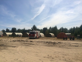 Фоторепортаж: лагерь пожарных в зоне ЧС — Деулино Рязанского района