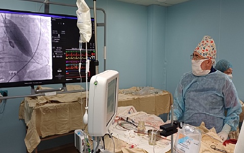 В Рязанском кардиодиспансере первыми в стране провели операцию на аорте с четырьмя изгибами