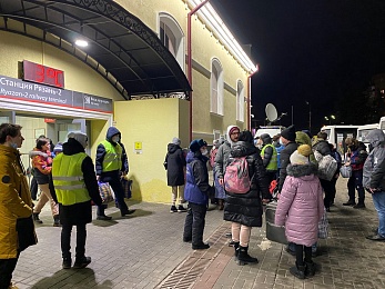 В Рязани встретили поезд с 793 жителями ЛНР и ДНР  - 62ИНФО В Рязани встретили поезд с 793 жителями ЛНР и ДНР