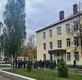 Анна Рослякова навестила мобилизованных рязанцев в Нижегородской области