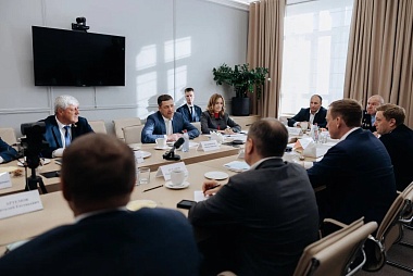 Павел Малков встретил в Рязани губернатора Псковской области Ведерникова - 62ИНФО Павел Малков встретил в Рязани губернатора Псковской области Ведерникова