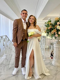 Рязанский ЗАГС показал фото свадеб сентября-2024