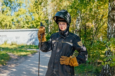 Рязанцам рассказали о женской бригаде сварщиц в ГК «Зелёный сад — наш дом»