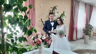 Лето любви: Рязанский ЗАГС показал фотосессии свадеб с июня по август