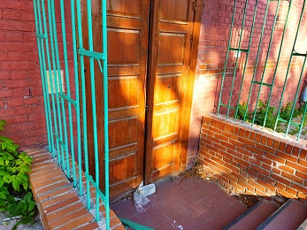 Неизвестные вскрыли здание бывшего управления образования Рязанской области