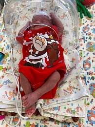 В Рязани выходили самую маленькую в истории Перинатального центра девочку весом 450 граммов 