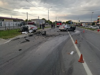 В тройном ДТП в Ситниках погиб один человек и пострадали четверо  - 62ИНФО В тройном ДТП в Ситниках погиб один человек и пострадали четверо