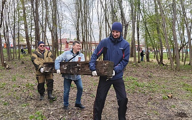 Рязанцы вышли на всероссийский субботник 