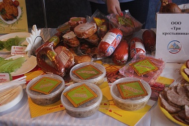 «Пятёрочке» предложили рязанские конфеты, спасский хлеб и фермерские колбасы  - 62ИНФО «Пятёрочке» предложили рязанские конфеты, спасский хлеб и фермерские колбасы