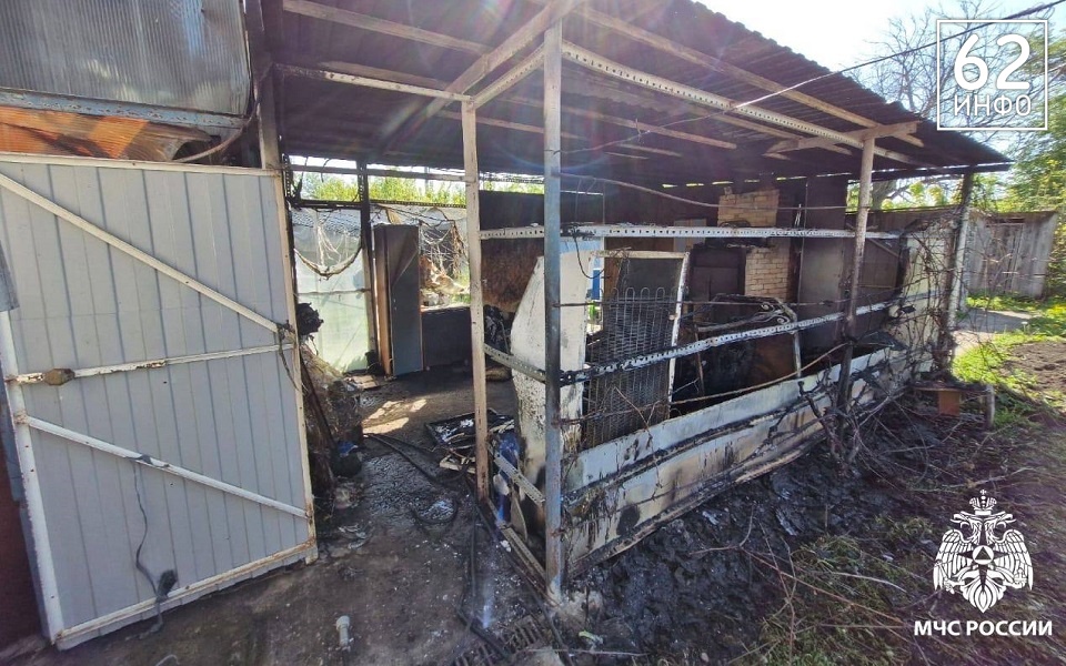 В Рязани и 3 районах области 22 мая массово горели хозпостройки - 62ИНФО