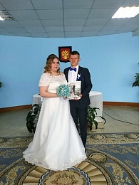 Рязанский ЗАГС показал фото молодожёнов июня-2022